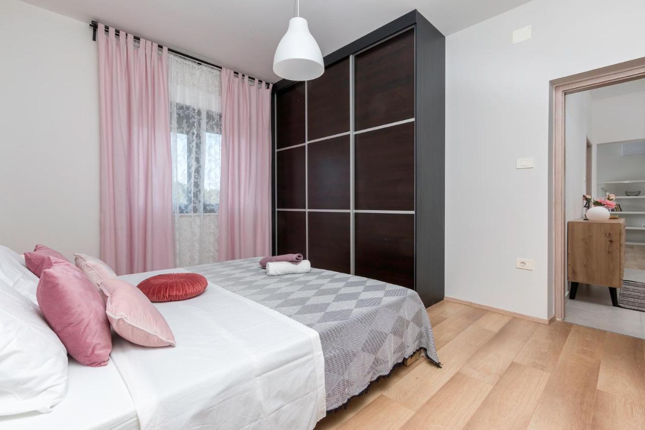 Apartman Olea Pula Exterior foto